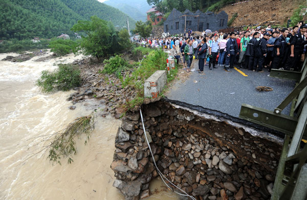 Haikui continues to threaten East China