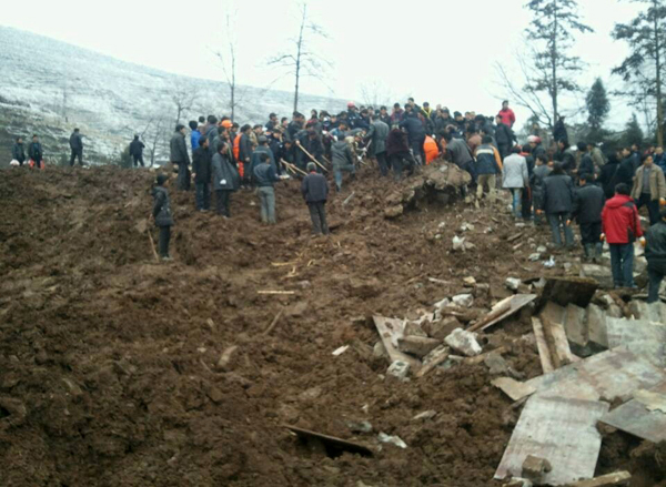 46 dead after landslide in the southwest