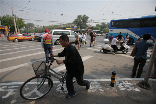 Jaywalkers tread with care