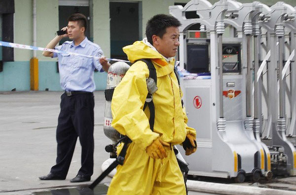 Liquid ammonia leak kills 15 in Shanghai