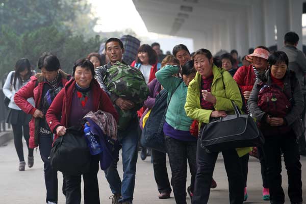 Rural migrants set to benefit from country's urbanization reform