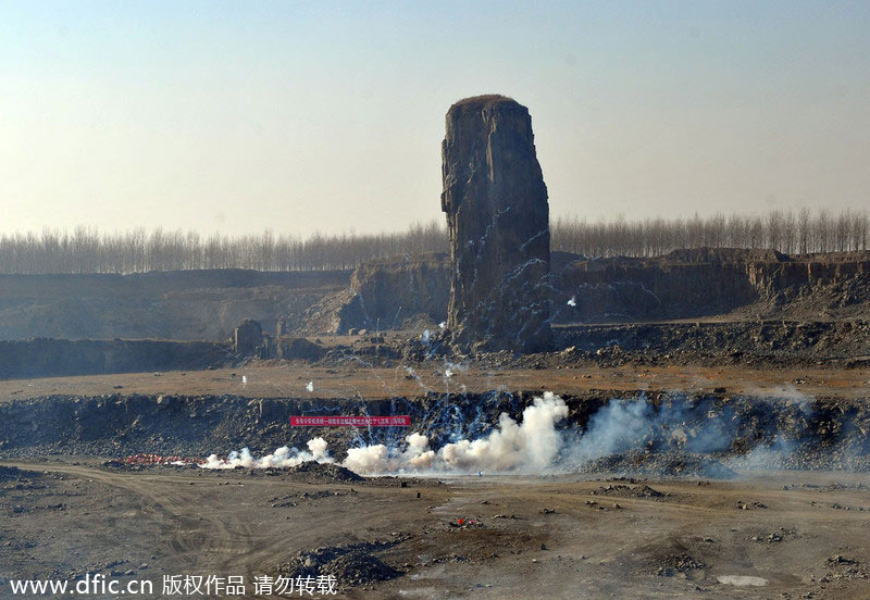 Illegal fireworks confiscated, burned in NE China