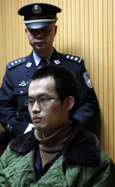 Student sentenced to death for poisoning roommate