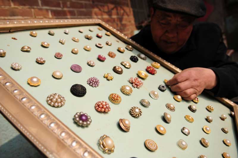 A world of buttons in E China