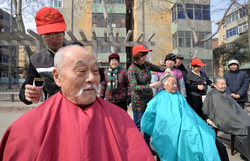 Good deeds in the spirit of Lei Feng