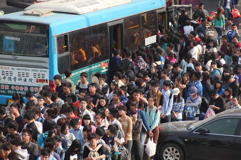 Travel congestion for last day of Qingming Festival