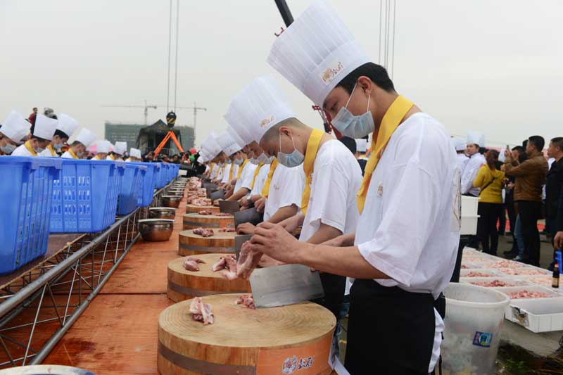 Fried up: Chili pork bonanza in Central China