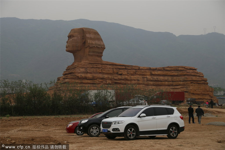 'Egyptian sphinx' built for film shoot in North China