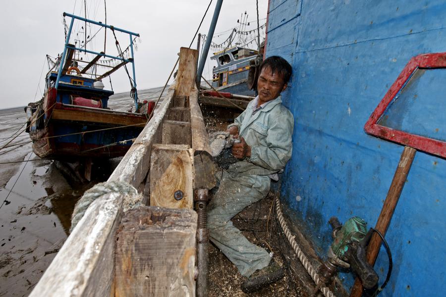 Traditional techniques preserved at centuries-old shipyard