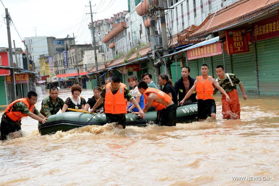 Flood hits E China's Jiangxi