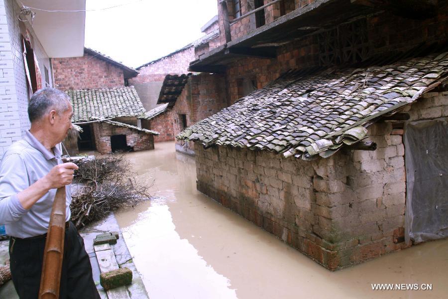 Flood hits E China's Jiangxi