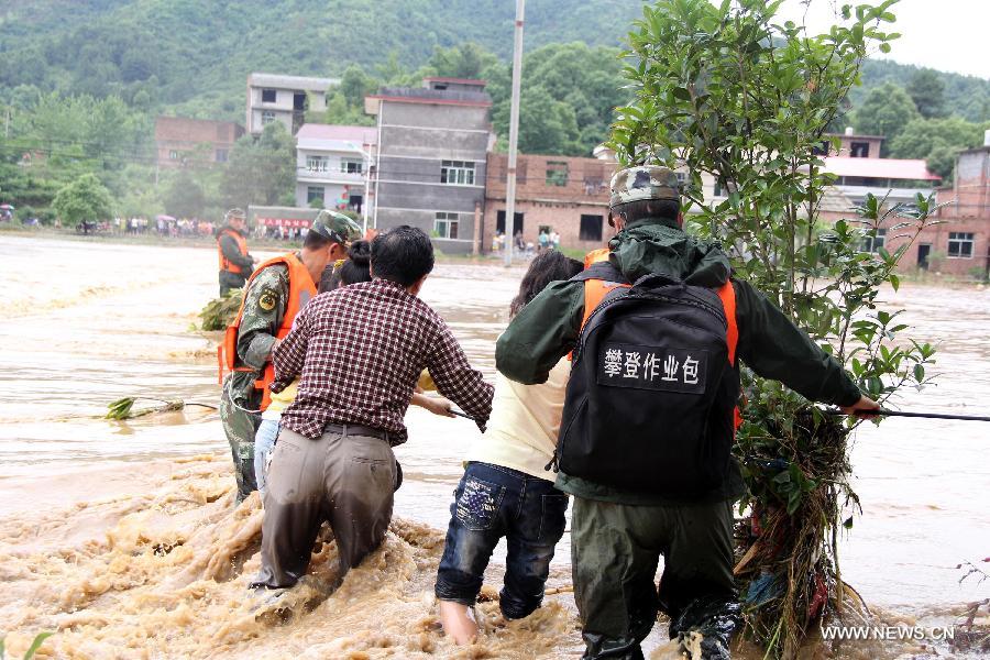 Flood hits E China's Jiangxi