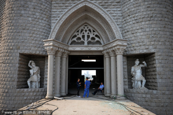 College building resembles magical Harry Potter school