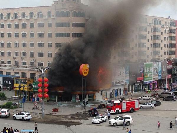 Policemen injured in NE China restaurant blast