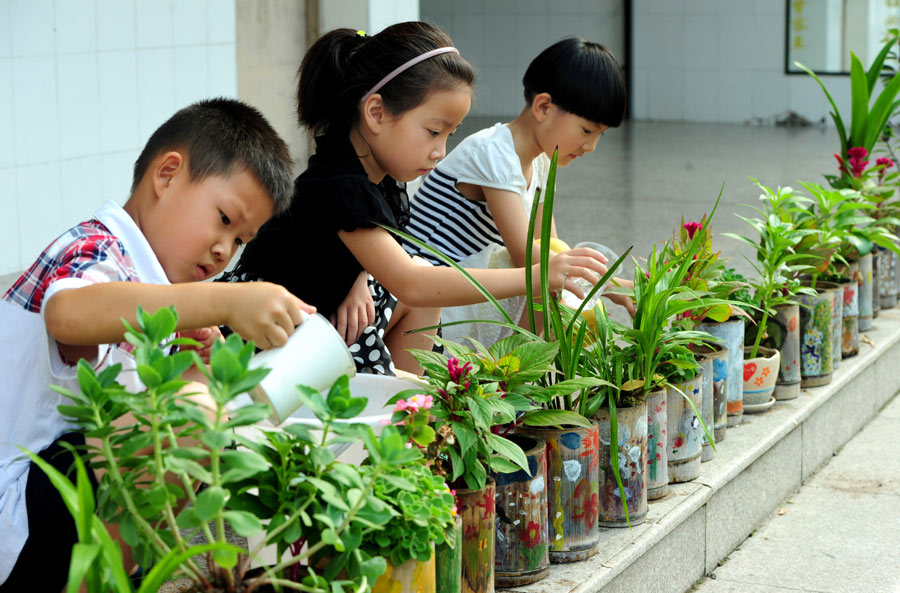 Students weave magic with bamboo