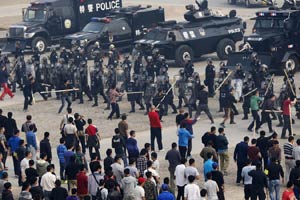 Fire drill held in Hainan province for ships