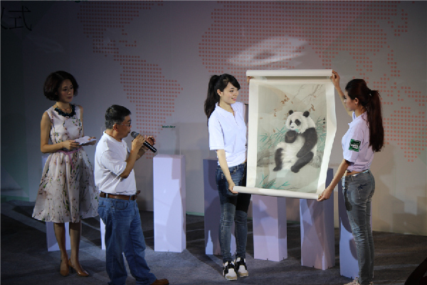 Chengdu solicits colored sketches of panda worldwide