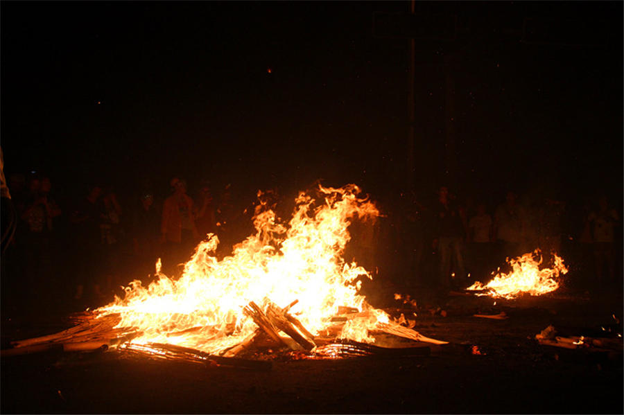 2014 Shilin International Torch Festival kicks off