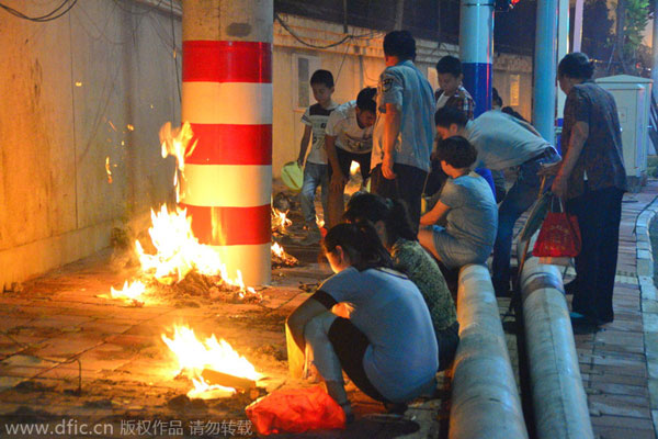 Ghosts galore as China honors ancestors