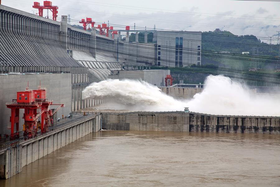 Three Gorges Dam discharges flood water