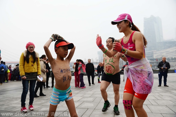 Runners welcome winter solstice in underwear