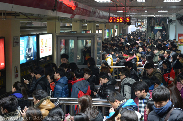 Subway users feel crowds and pinch after fare hike