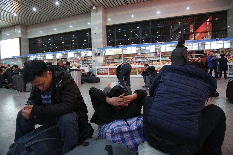 Sleeping snapshots during <EM>chunyun</EM>