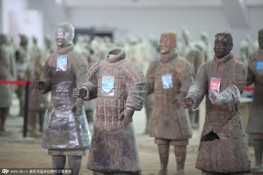 Restored terracotta warriors don 'scarves' and 'dresses'