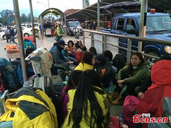 China team arrives to help search and rescue efforts