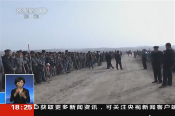 Thousands of villagers help police hunt for Xinjiang terrorists