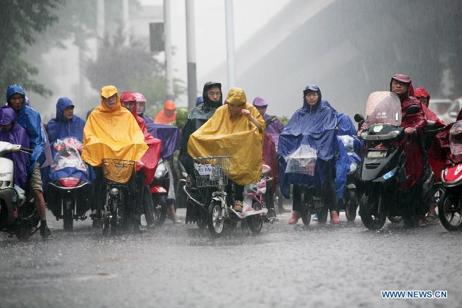China issues yellow warning for torrential rain