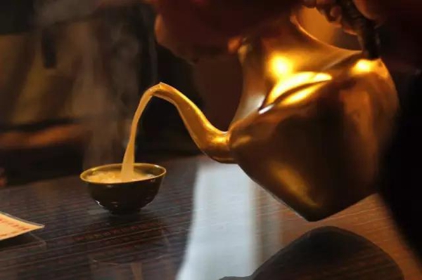 Tibetan buttered tea culture