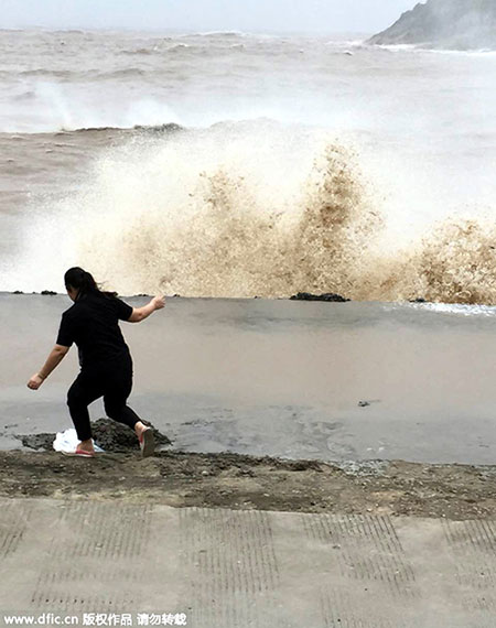 China on highest alert for super typhoon Chan-Hom
