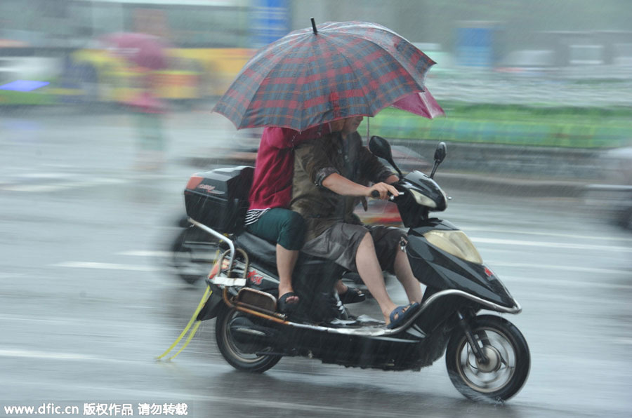 Thunderstorms to hit central, south China