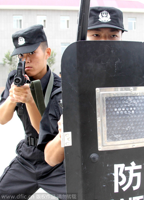 China police arrest two violent terrorists in coastal city