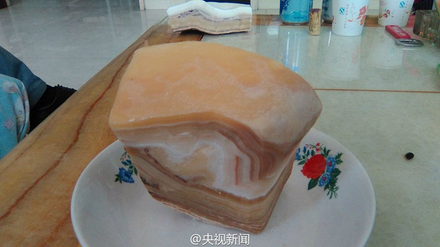 Rocks that can be mistaken for bacon found in NW China