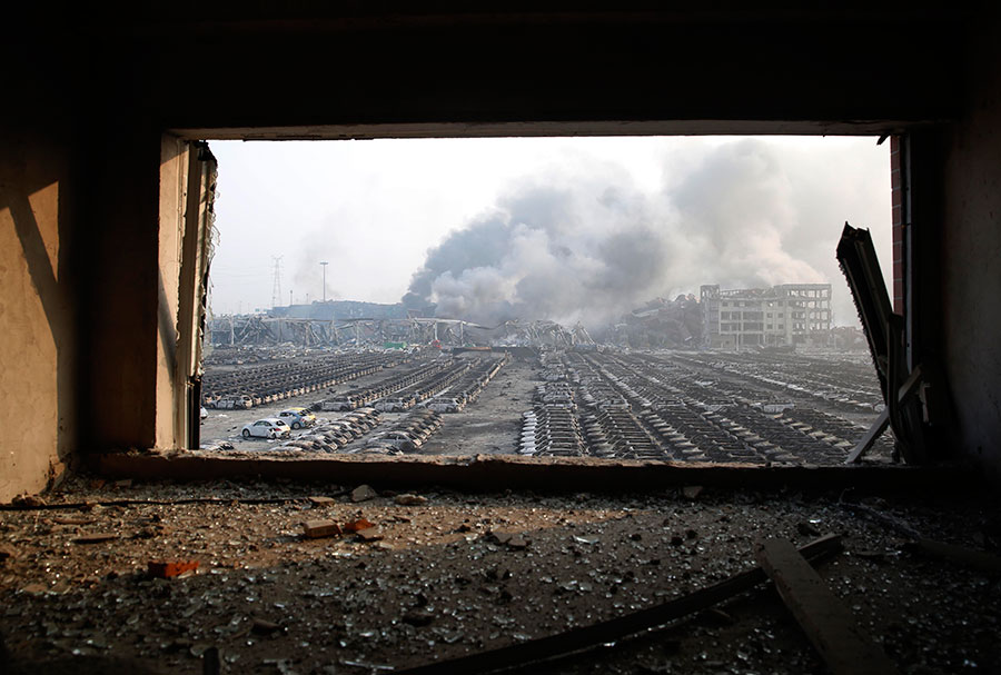 Tianjin blasts turn vehicles into ash
