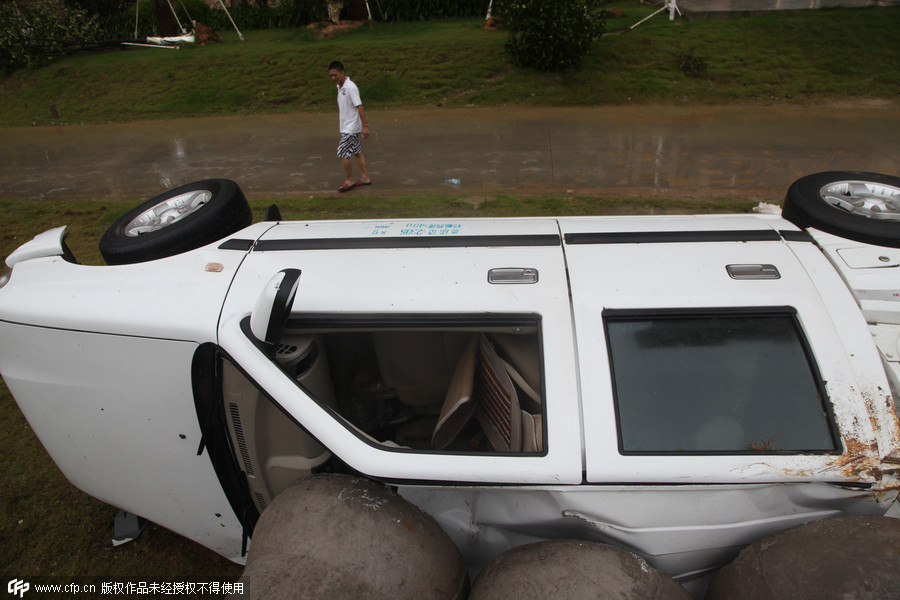 Typhoon Mujigae wreaks havoc in South China