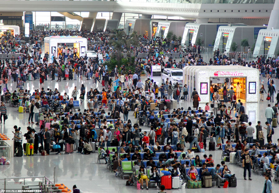 Travel rush around China as National Day holiday ends