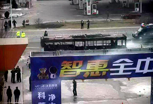 14 killed after bus catches fire in Northwest China