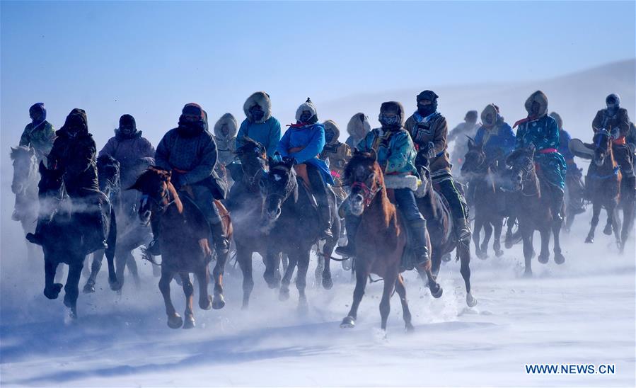 Horse folk cultural festival kicks off in N China's Inner Mongolia