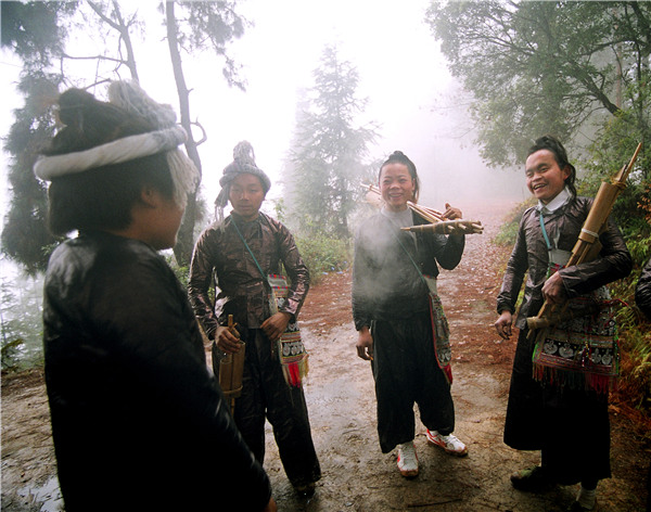 China's last gun-toting tribe