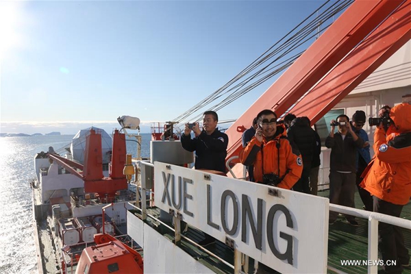 Chinese icebreaker completes second trip around Antarctica