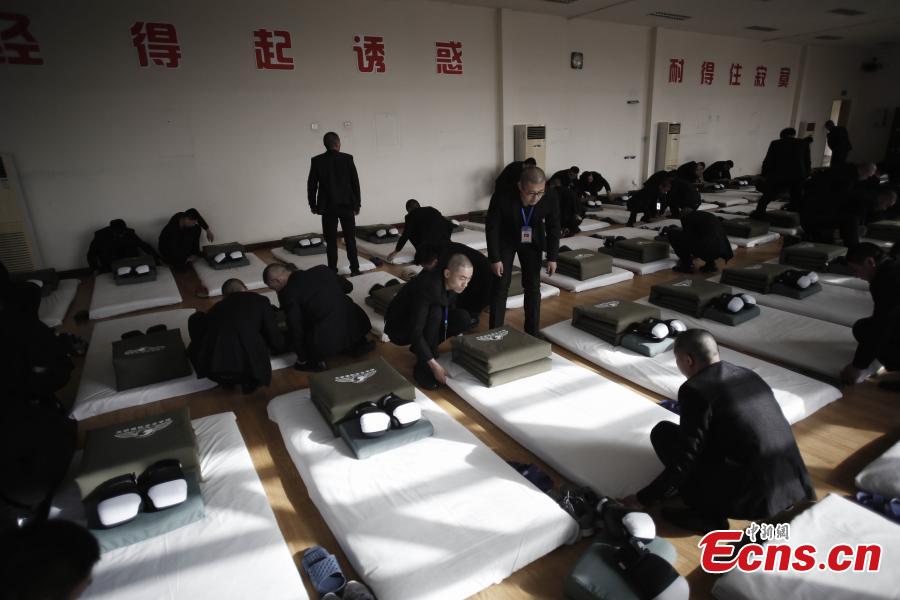 Tough training at Tianjin bodyguard camp