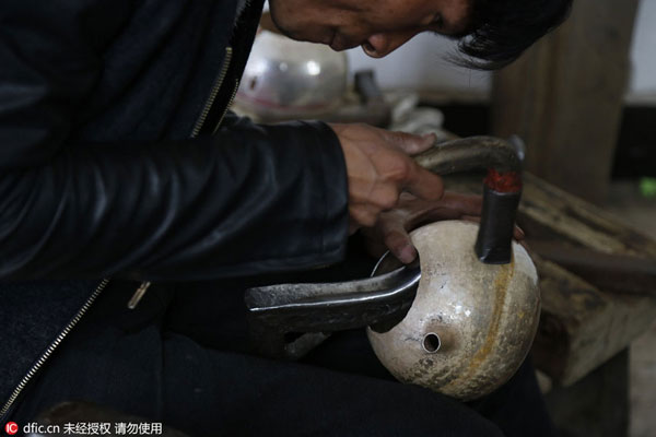 Chinese show their spirit of craftsmanship