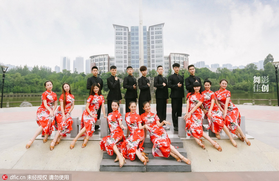 Graduates of dancing major pose in style