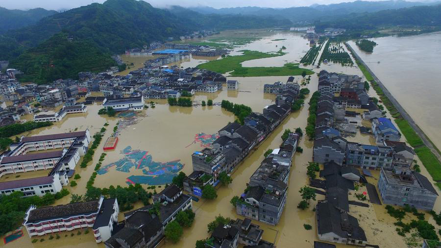Floods wreak havoc in central China