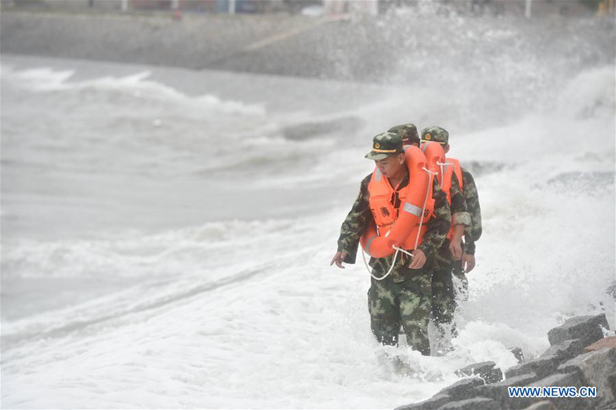 Typhoon Nepartak brings chaos to East China