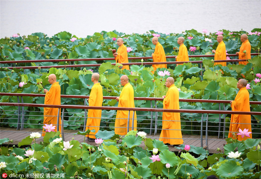 Ten photos from around China: July 8-14