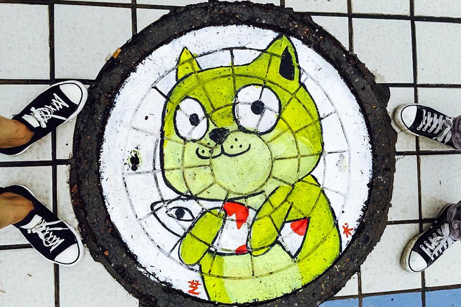 Luoyang university gets cartoon manhole covers